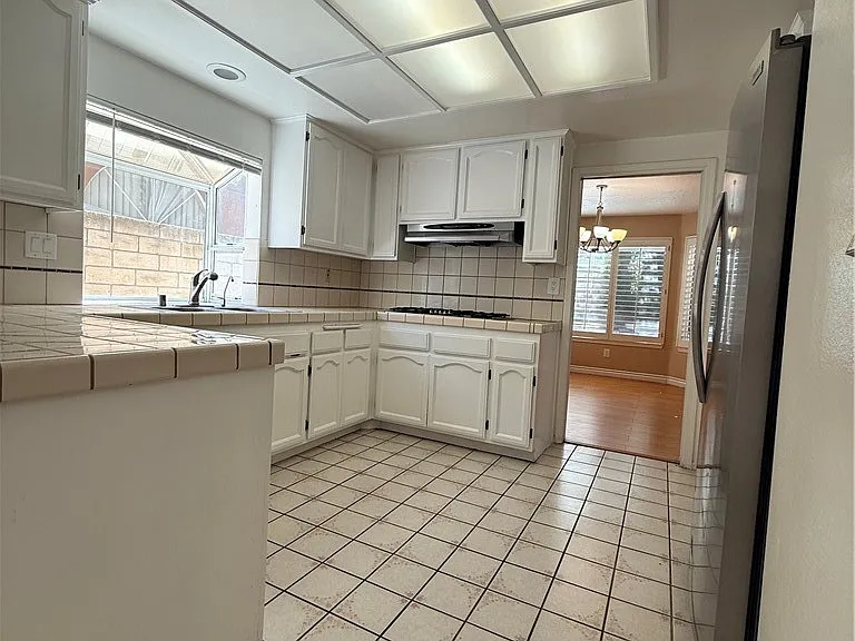 12022 Falcon Crest Way — Photo 18