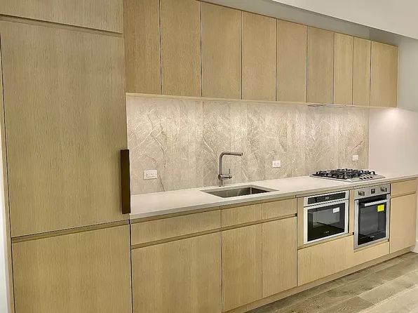 10 Nevins Street image 1 of 5