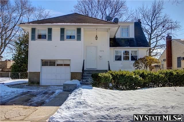 1st image of 2474 Hysler St