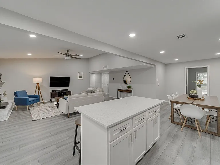 2922 Clover Valley Dr — Photo 10