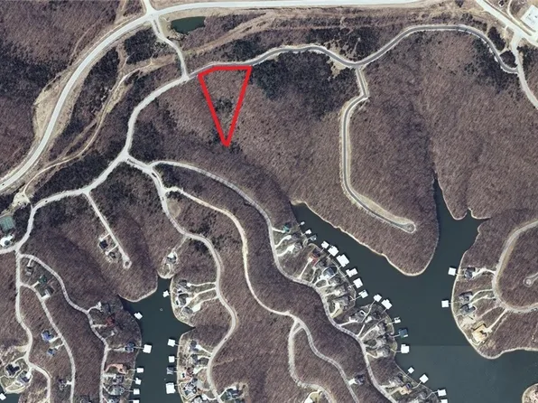 3 Villages Way, Sunrise Beach, MO 65079