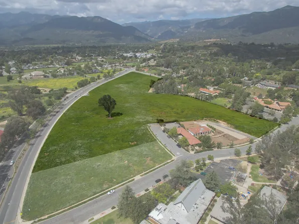 1450 Maricopa Hwy, Ojai, CA 93023