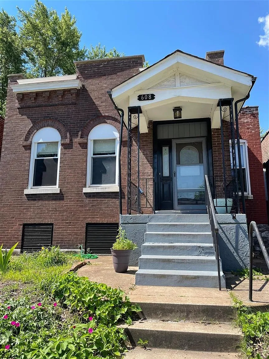 608 Fassen St photo 1