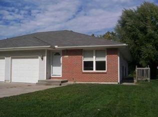 16 Red Bud Ln, Trimble, MO 64492