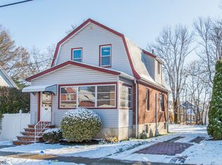 21 Evergreen Ave, Fords, NJ