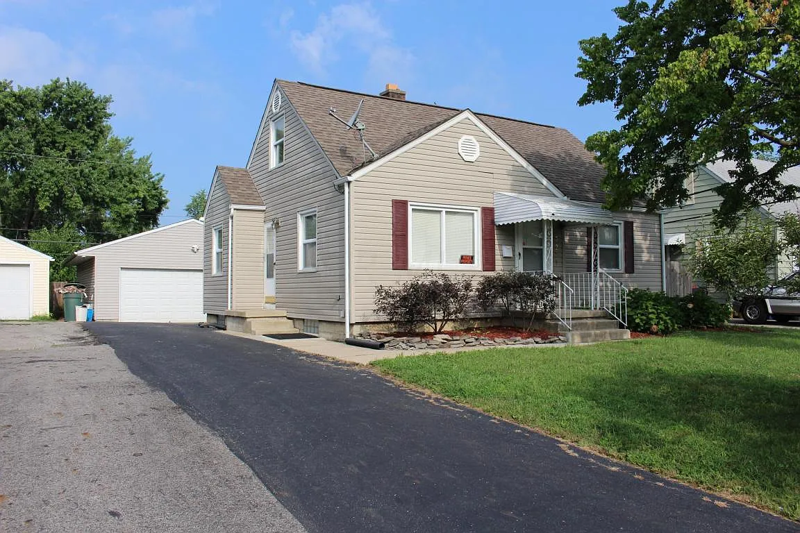 3201 Karl Rd photo 1