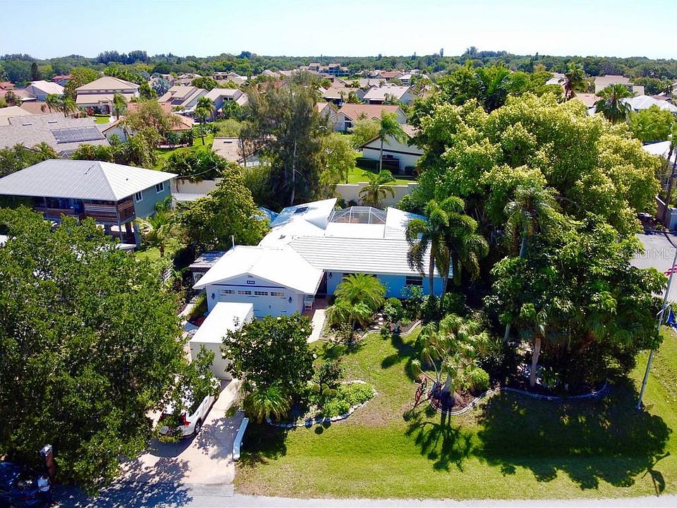 1st image of 504 Acacia Ln