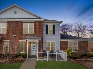 402 Sonie Dr, Sewickley, PA 15143