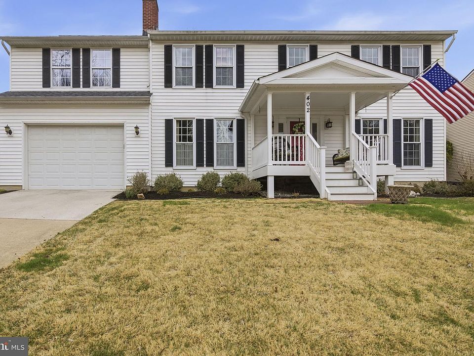 1st image of 402 N Shamrock Rd