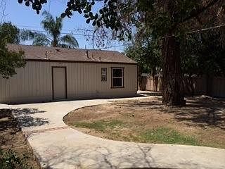 2nd image of 1801 Sycamore Dr