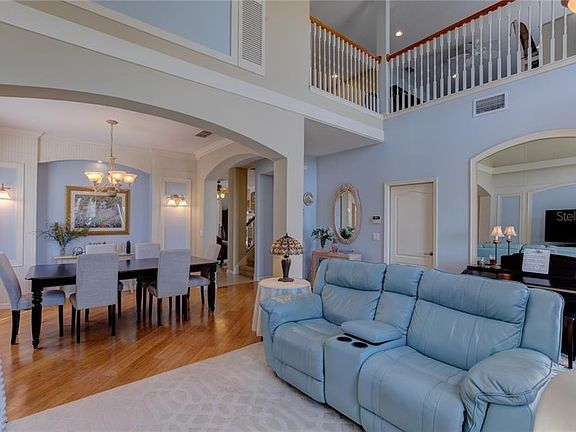 5th image of 23407 Companero Dr
