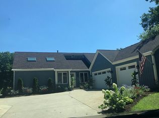 1N099 Denali Rd, Elburn, IL 60119