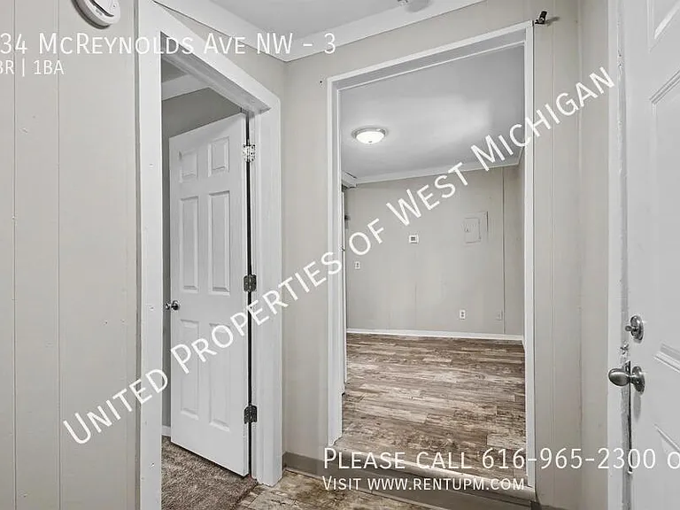 934 McReynolds Ave NW #3 — Photo 6