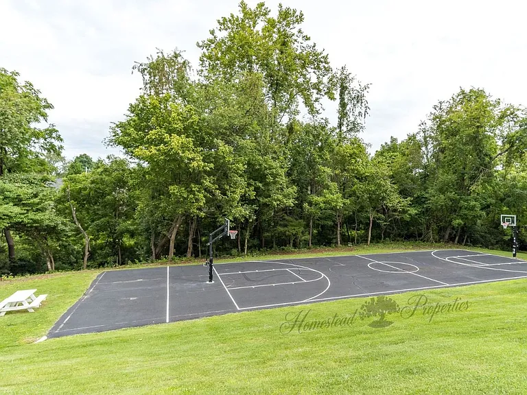 1500 Seminole Dr — Photo 22