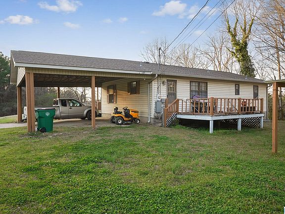 2nd image of 33 Helens Rd