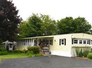 40 Clems Way, Acushnet, MA 02743