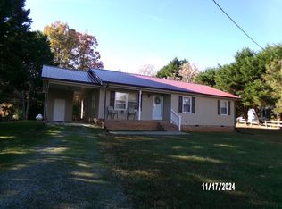 1055 Hardings Mill Rd, Nathalie, VA 24577