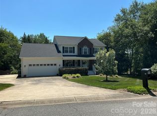 108 Clearwater Dr, Morganton, NC 28655