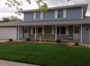 1526 W Pershing St, Appleton, WI 54914