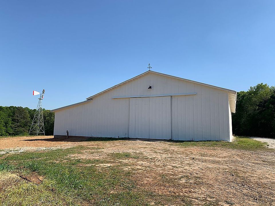 2nd image of 5316 Smithfield Rd