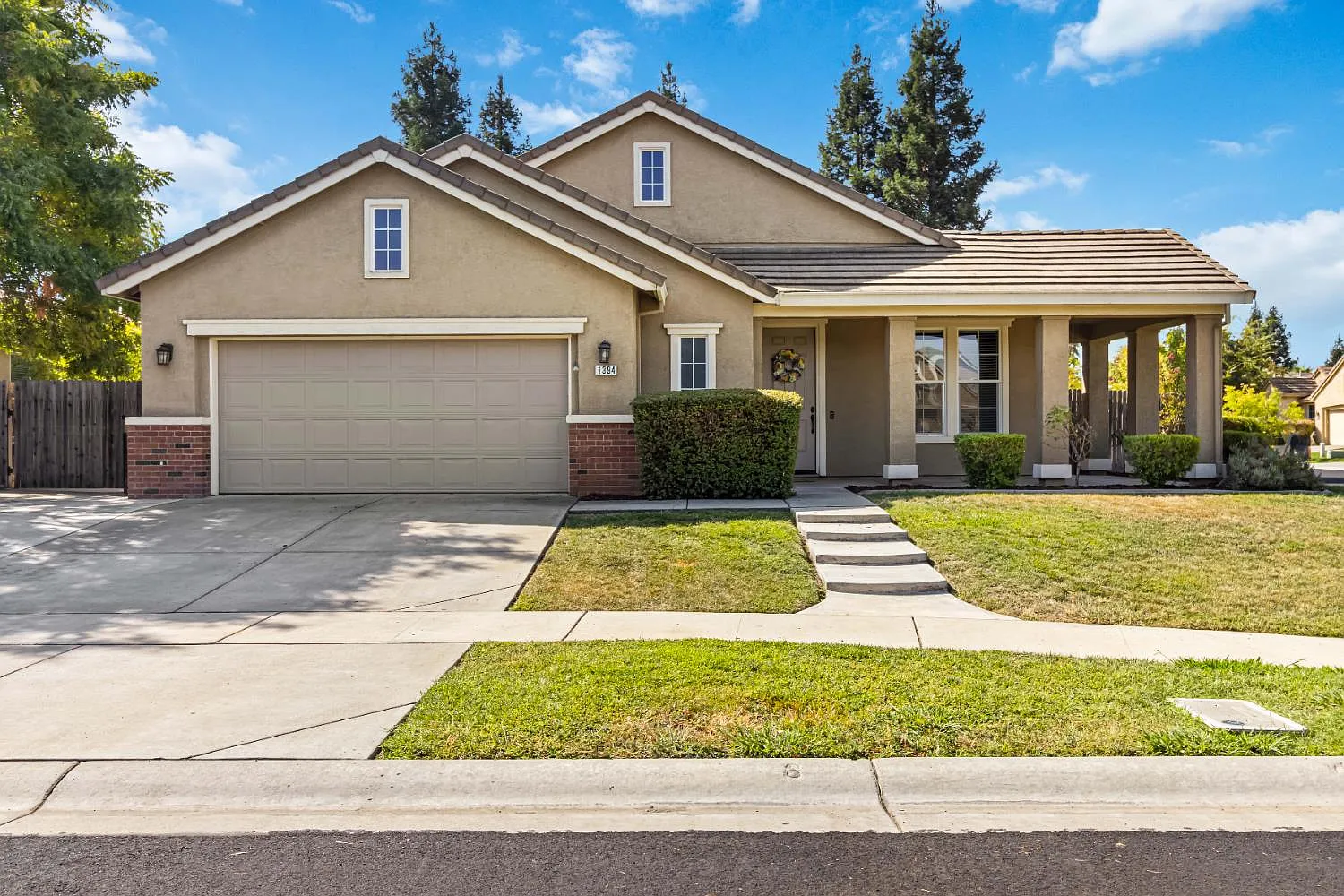 1394 Felton Way photo 1