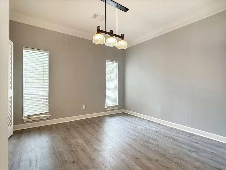 6806 Winkleman Rd — Photo 11