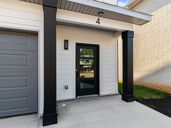 2nd image of 4 Dutch Dr Lot 4