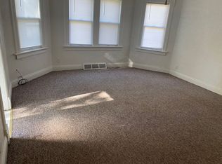 1122 W Charles St, Grand Island, NE 68801