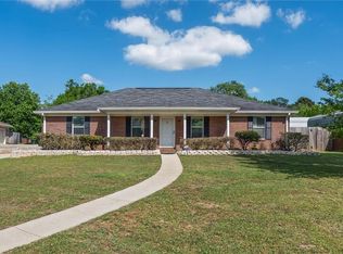 2062 Joshua Ct, Semmes, AL 36575