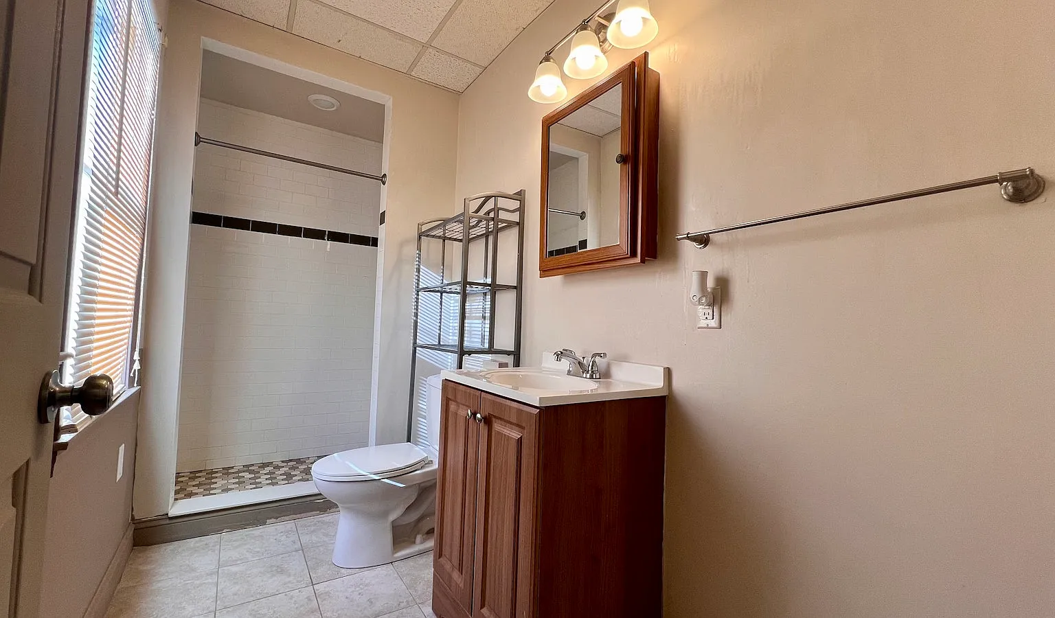 19 Central Street, Unit B — Photo 2