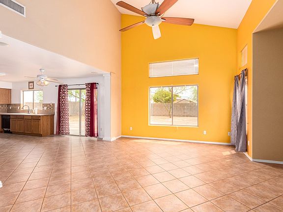 4th image of 5229 W Huntington Dr