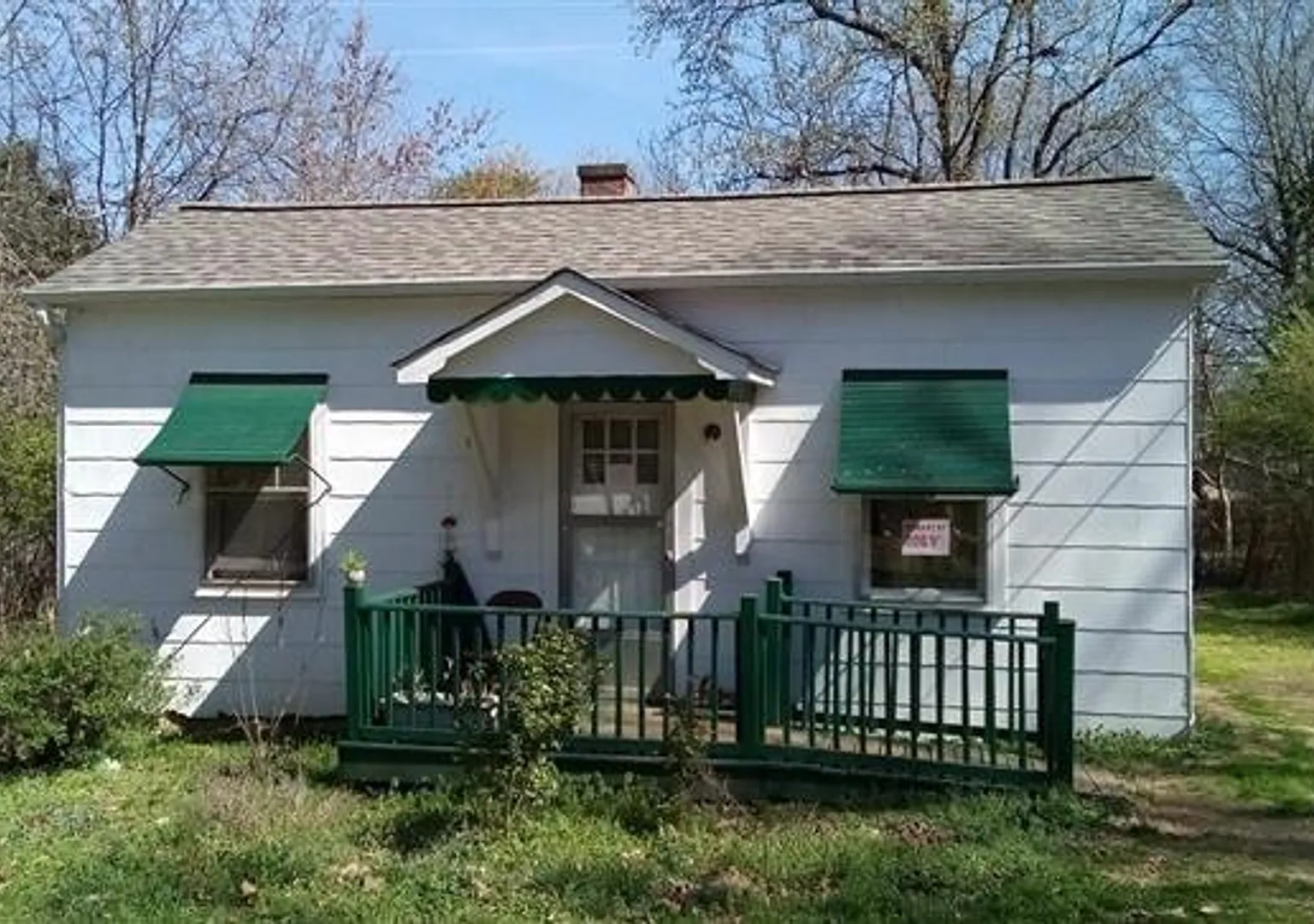 Coming Soon! 3 Bed House — Photo 1