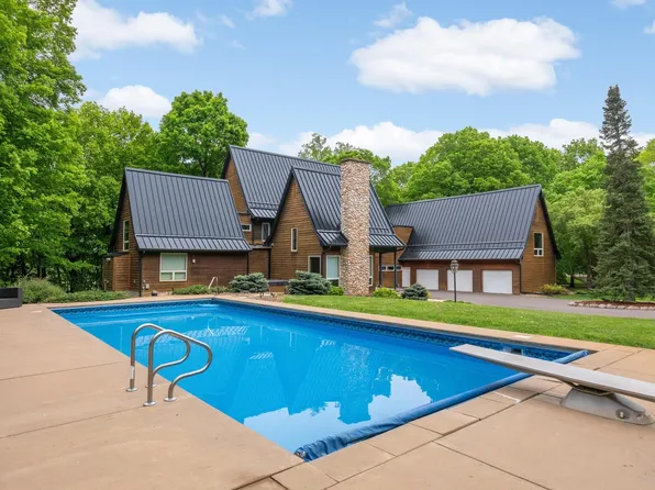 2022 Medina Rd, Long Lake, MN 55340
