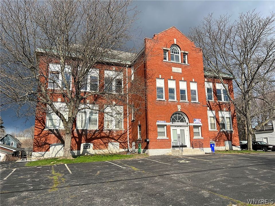 104 Aurora Ave, West Seneca, NY 14224 Zillow