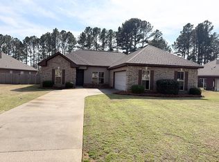 238 Grove Park Loop, Wetumpka, AL 36093