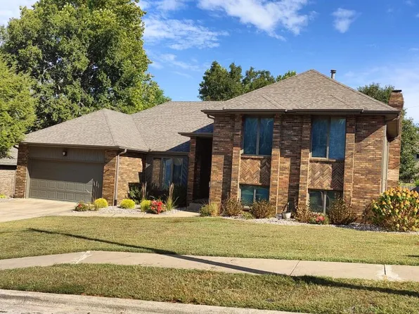 1173 W Highpoint Street, Springfield, MO 65810