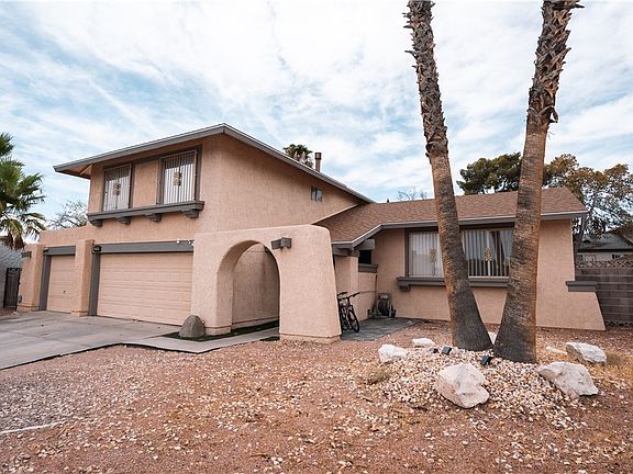 2nd image of 3549 E Reno Ave