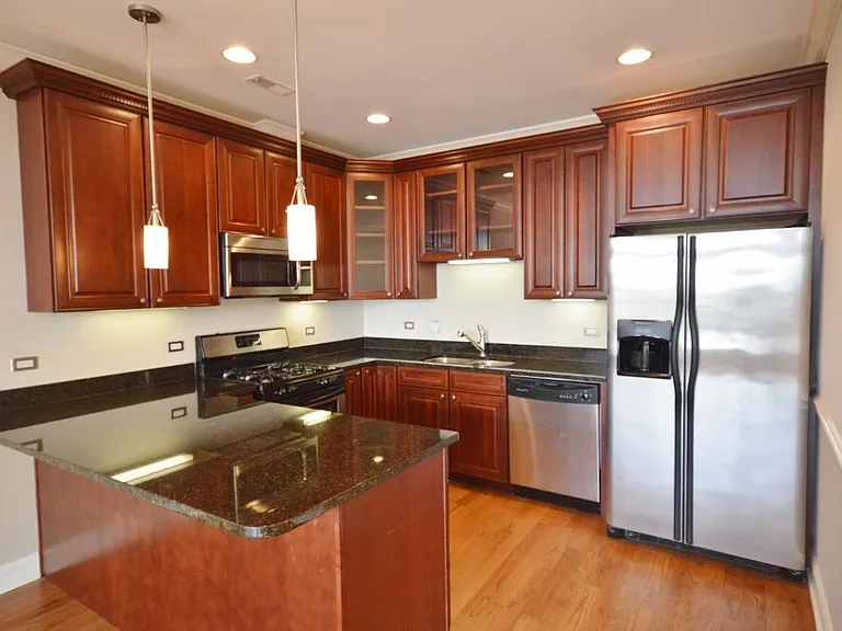 3355 N Clark St #2N — Photo 1