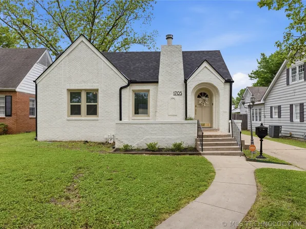 1705 S Johnstone Ave, Bartlesville, OK 74003