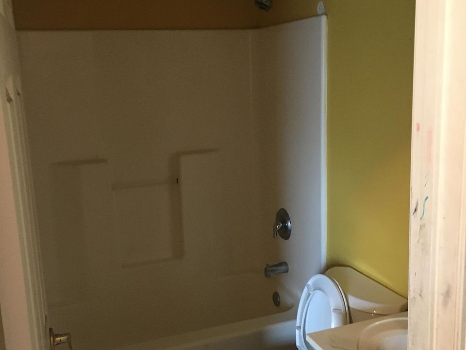 2nd image of 324 Center St
