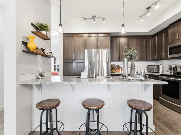 678 Secord Blvd NW, Edmonton, AB T5T 6Z6