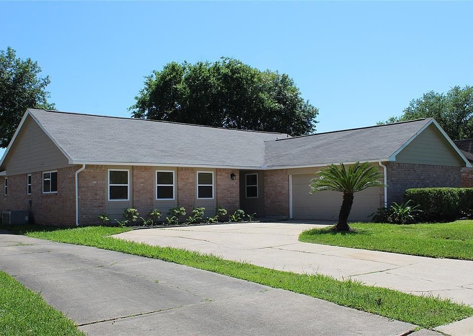 1st image of 1931 Hilton Head Dr