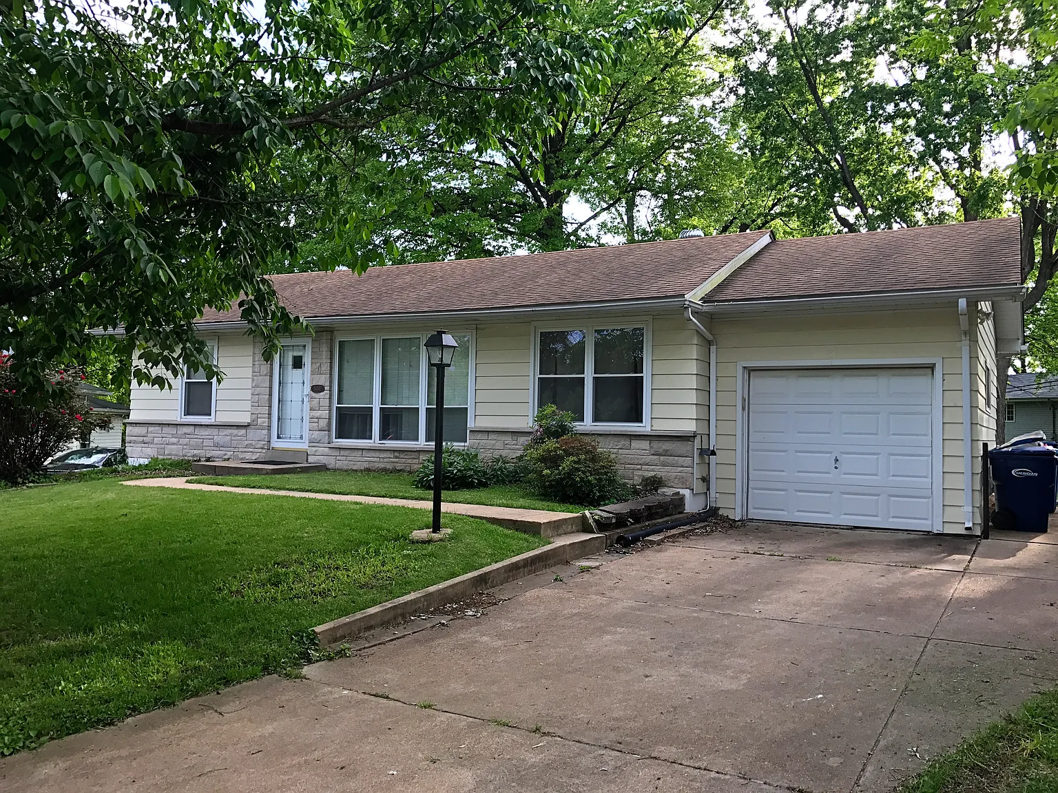 9 Buckley Meadows Dr photo 1