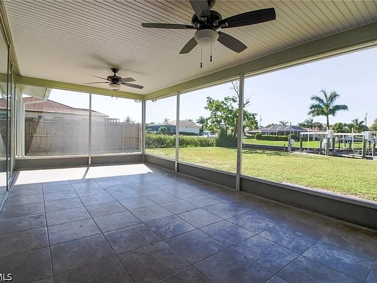 5302 Malibu Ct — Photo 14