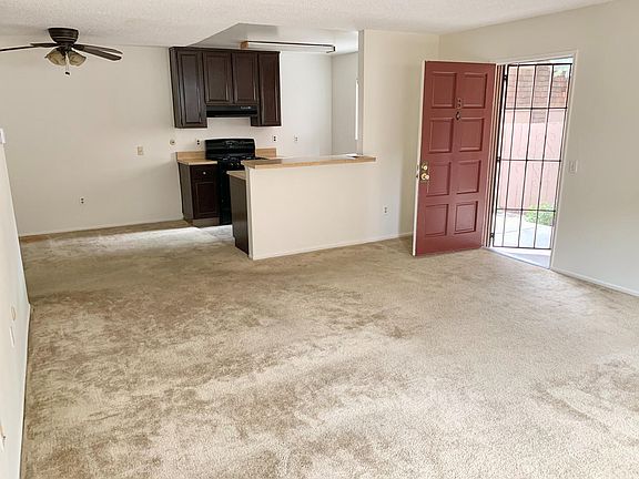 3rd image of 1042B Cabrillo Park Dr APT A