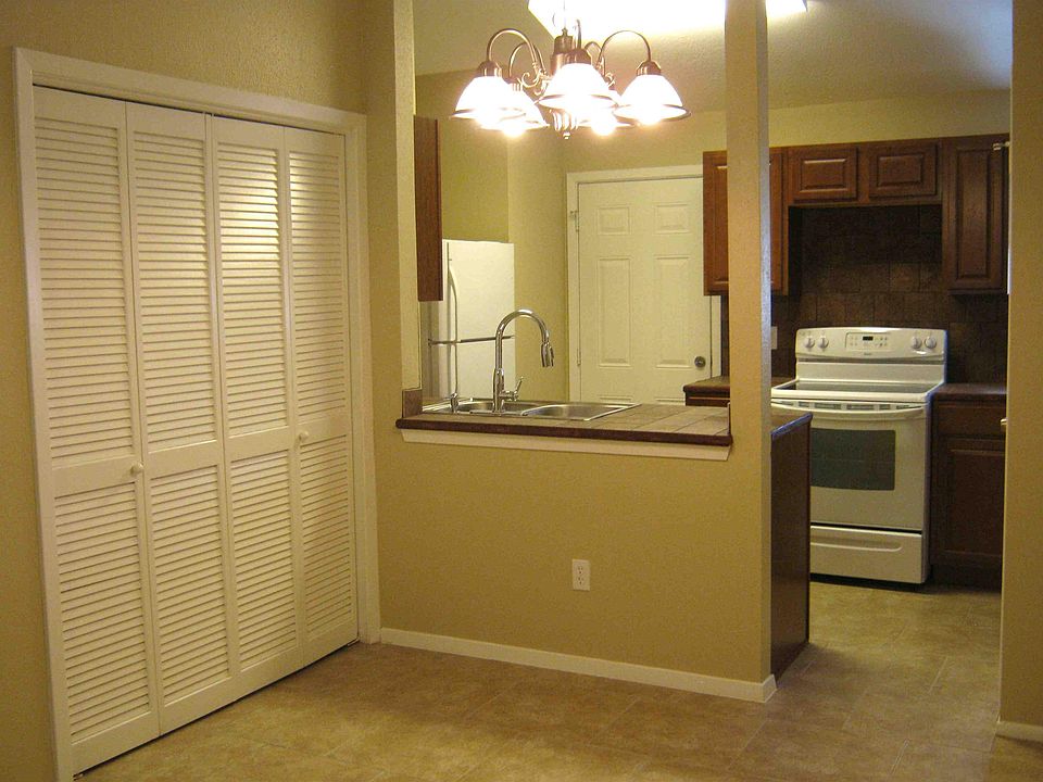 2nd image of 12631 Marble Dr