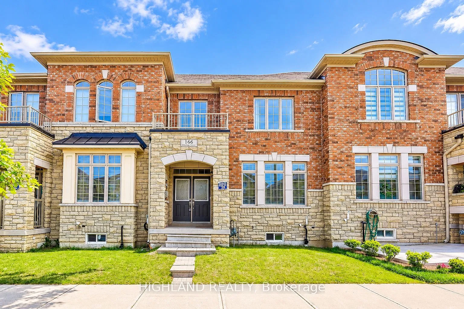 3 bed, $3,250 — Photo 1