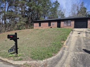 310 Sycamore Dr, Eufaula, AL 36027