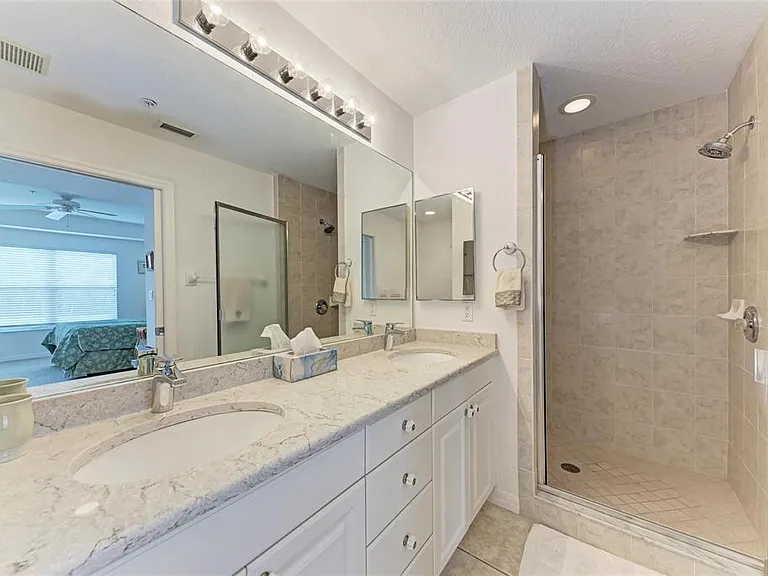 6326 Grand Oak Cir #203 — Photo 30