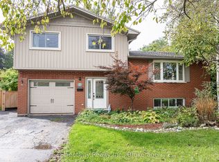 27 Riehl Ct, Stratford, ON N5A 5K5